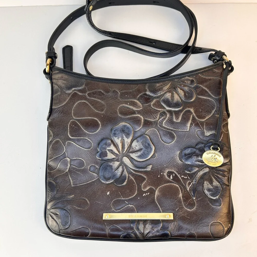 Brahmin Floral Jody Crossbody Purse - Picture 1 of 8